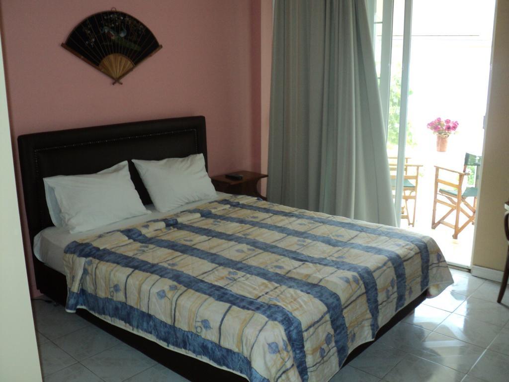 Miloi Rooms And Apartments Habitación foto